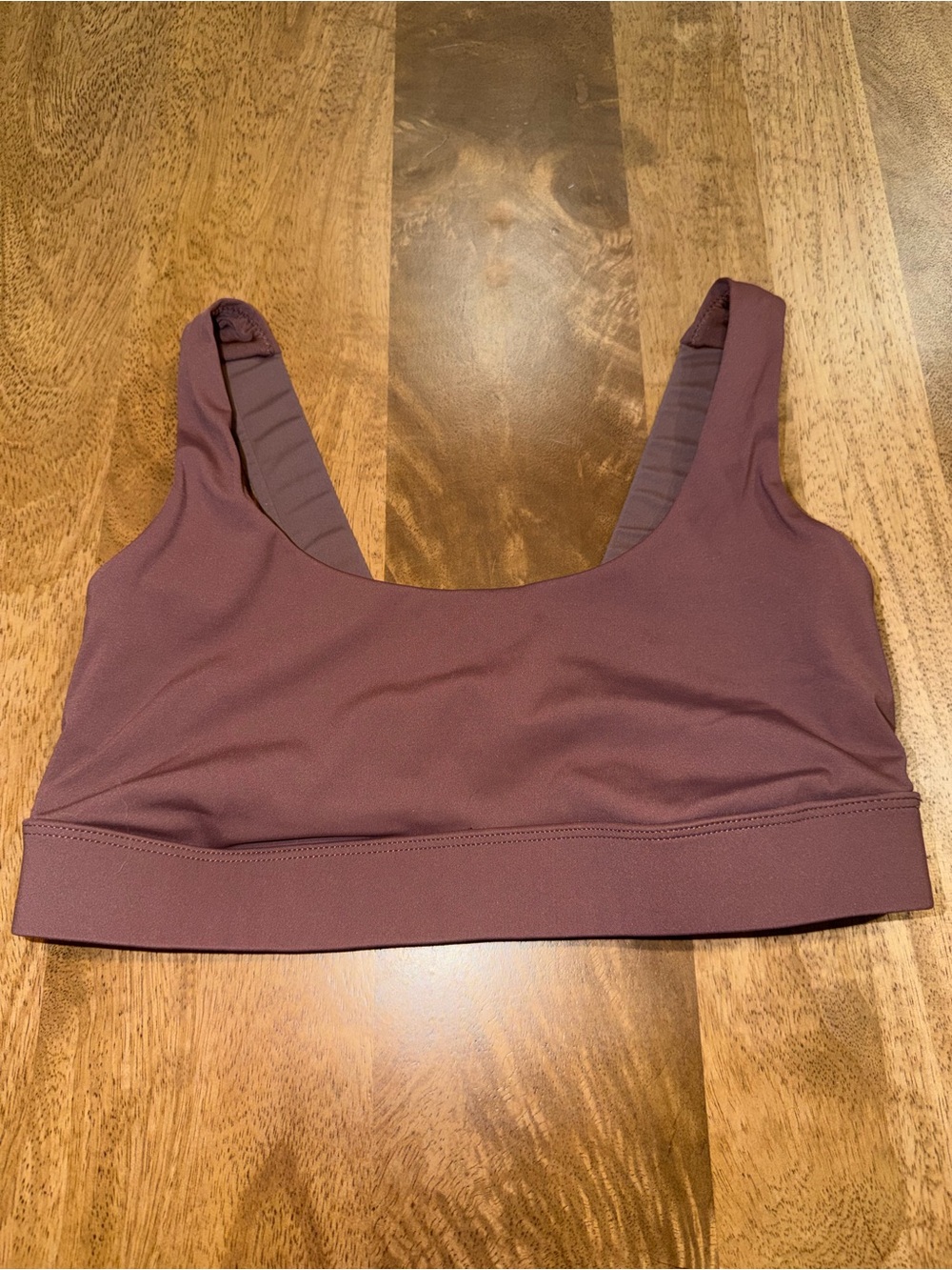 Vuori sports bra